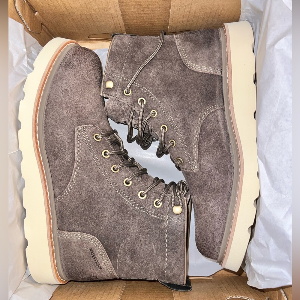 Sorel Slabtown 62" Six Waterproof Men’s Boot - Picture 7 of 10
